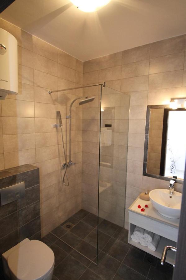 Le Marc Guest House Budva Exterior foto